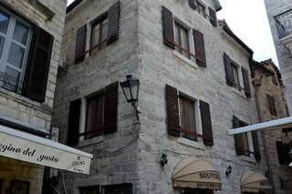 Отели типа «постель и завтрак» Montenegro Hostel B&B Kotor Котор Отдельный общий номер-8