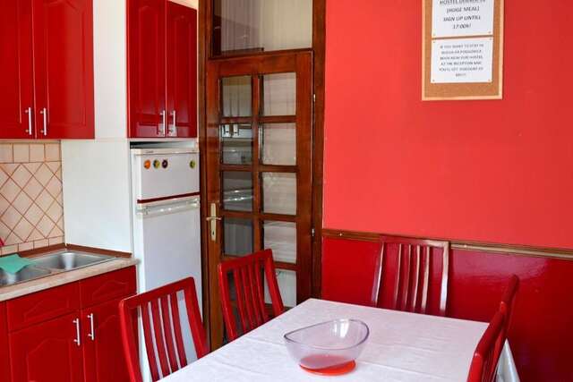 Отели типа «постель и завтрак» Montenegro Hostel B&B Kotor Котор-53